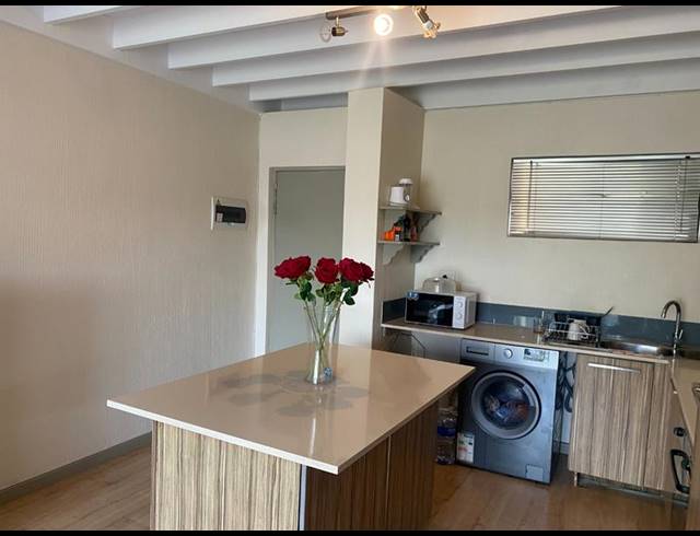 3 BEDROOM APARTMENT FOR SALE IN BEVERLEY
